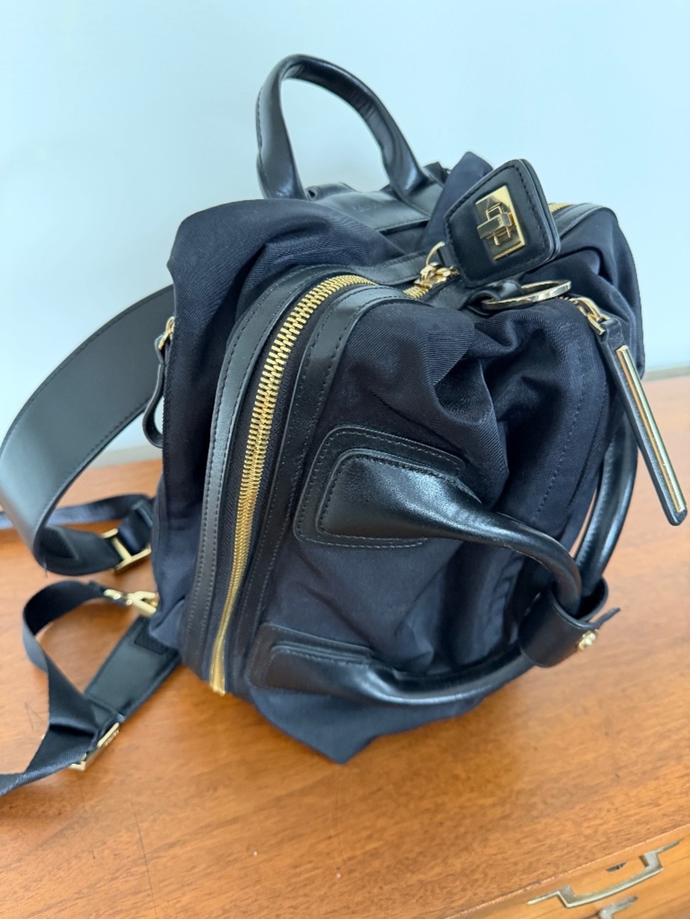Caraa Studio Bag Small in Gold Hardware